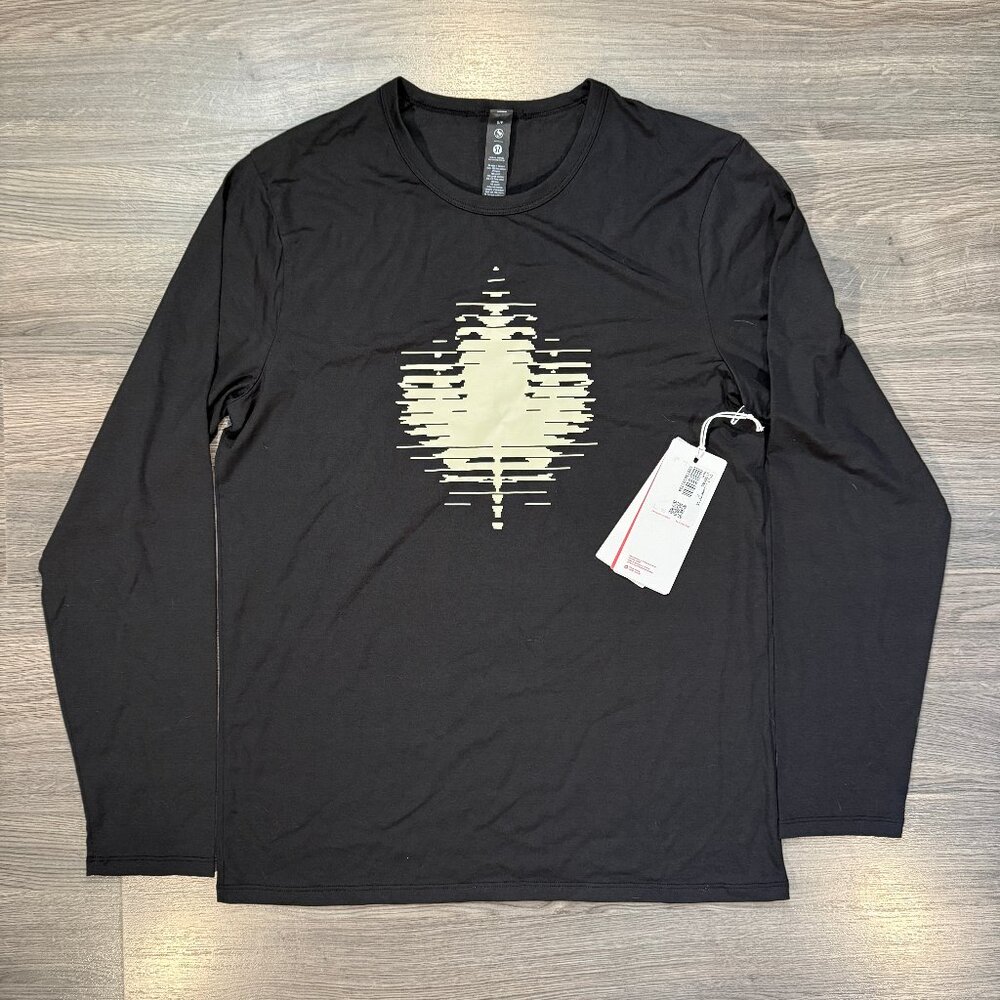 *NWT Lululemon Men's The Fundamentals Long Sleeve - Team Canada Black